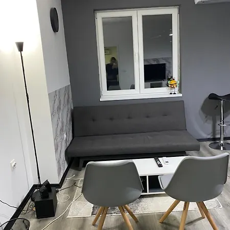 Luxe Apartment