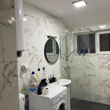 Luxe Apartment